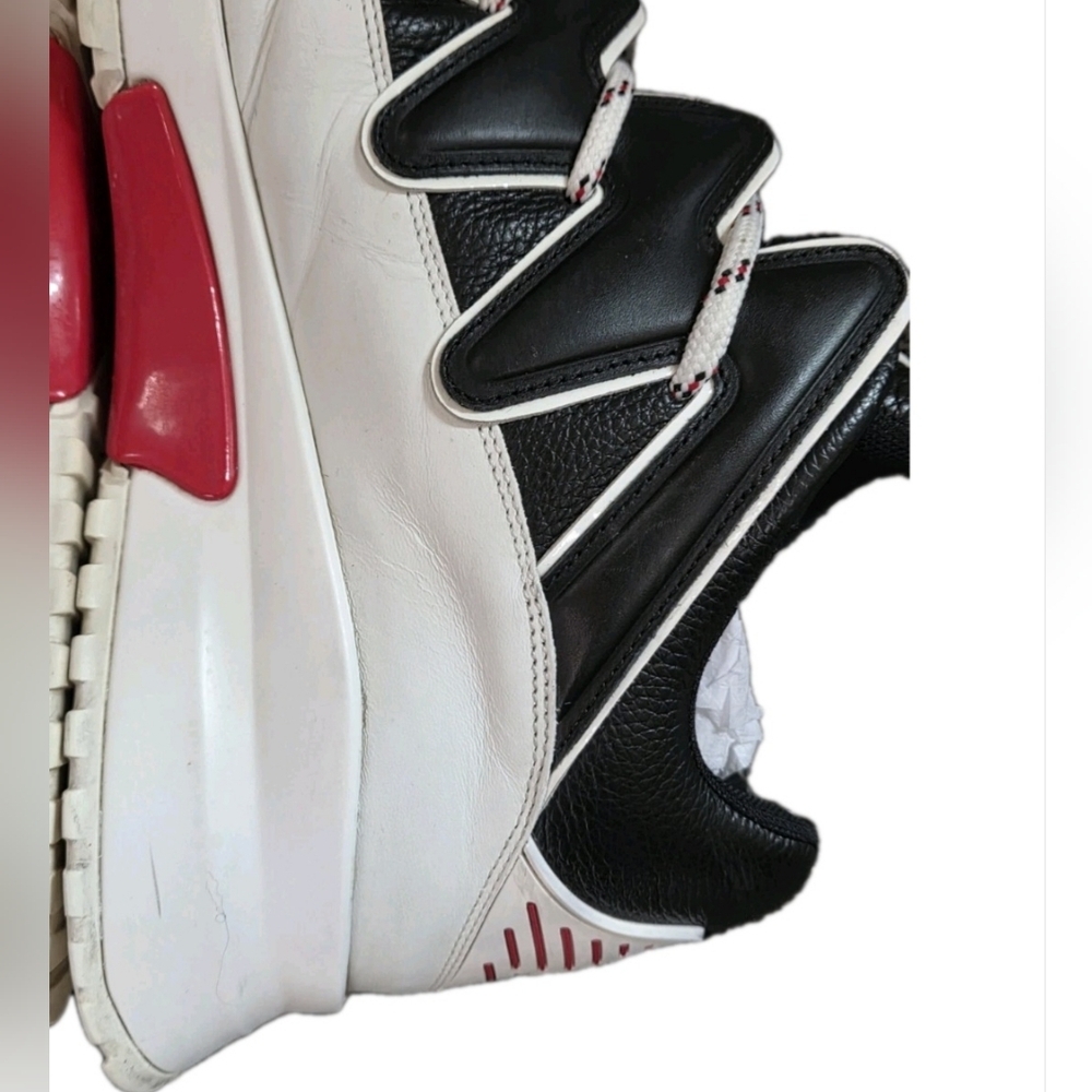 Louis Vuitton White & Black LV Run Away Sneakers - Picture 8 of 16